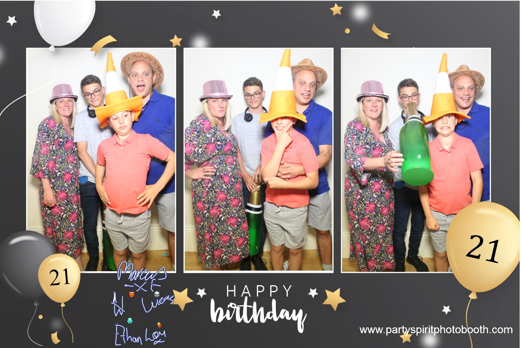 21st Birthday Party | View more photos from the event at gallery.partyspiritphotobooth.com/u/PartySpiritPhotoBooth/21st-Birthday-Party
