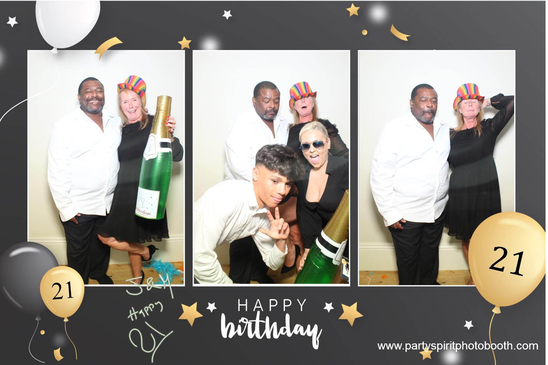 21st Birthday Party | View more photos from the event at gallery.partyspiritphotobooth.com/u/PartySpiritPhotoBooth/21st-Birthday-Party