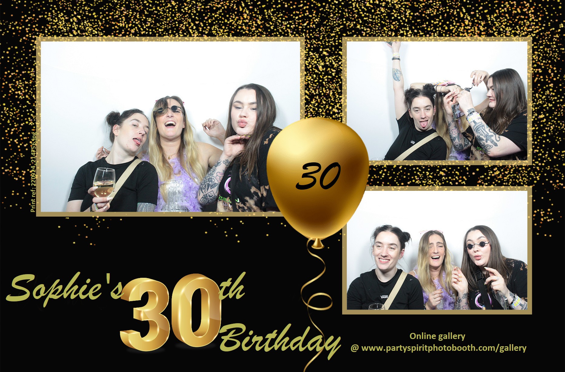 30th Birthday Party | View more photos from the event at gallery.partyspiritphotobooth.com/u/PartySpiritPhotoBooth/30th-Birthday-Party