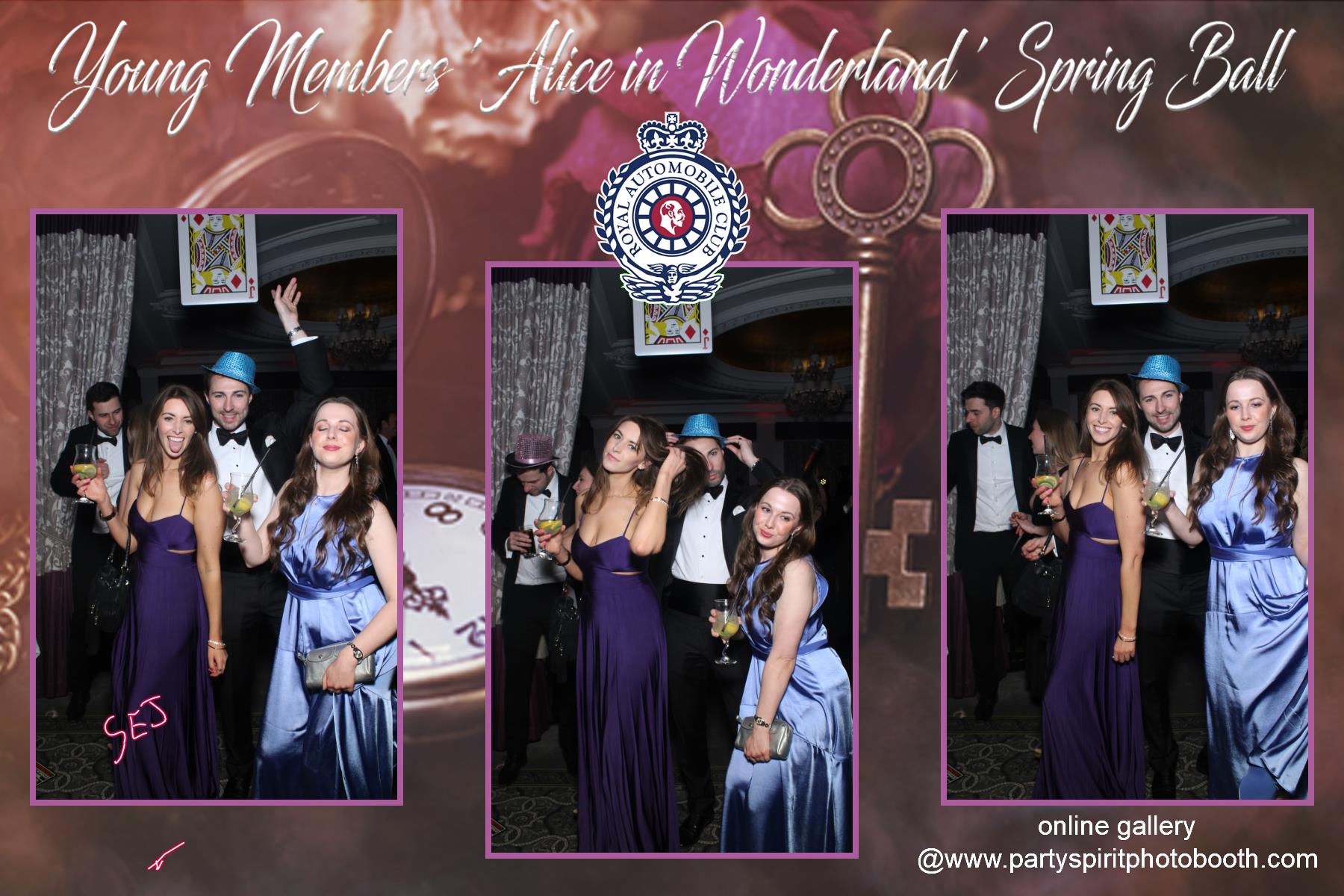 Alice in Wonderland | View more photos from the event at gallery.partyspiritphotobooth.com/u/PartySpiritPhotoBooth/Alice-in-Wonderland