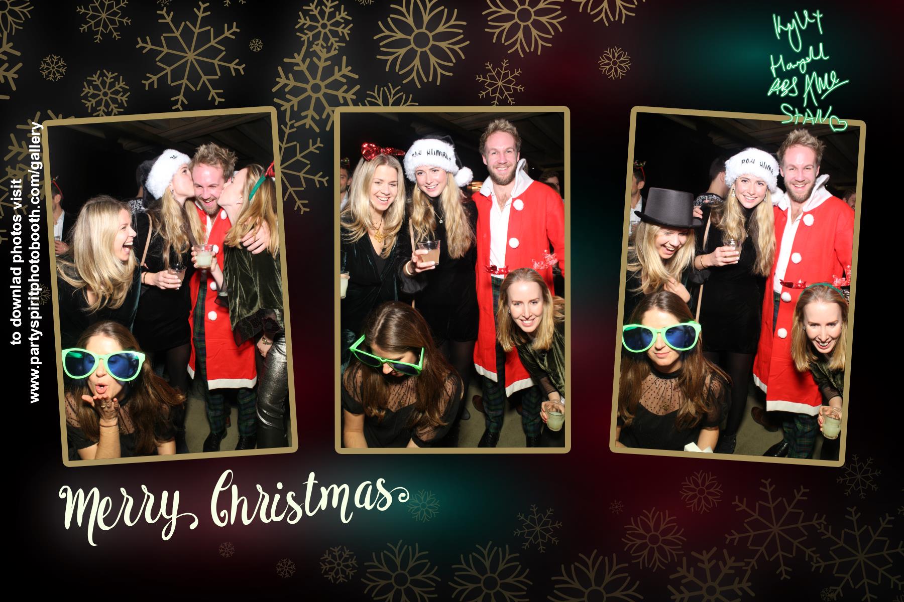 Brixton Xmas | View more photos from the event at gallery.partyspiritphotobooth.com/u/PartySpiritPhotoBooth/Brixton-Xmas