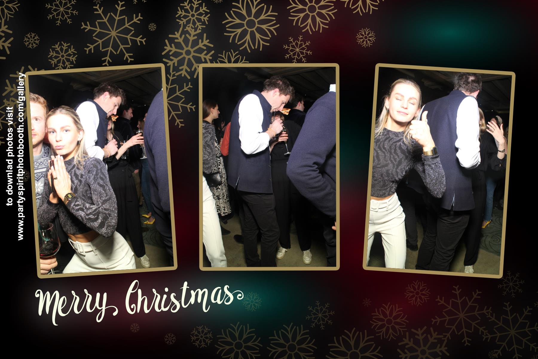 Brixton Xmas | View more photos from the event at gallery.partyspiritphotobooth.com/u/PartySpiritPhotoBooth/Brixton-Xmas