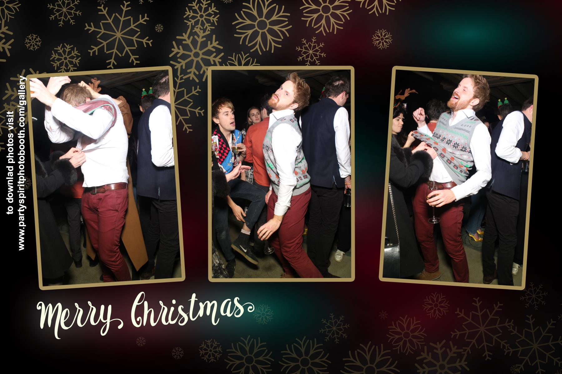 Brixton Xmas | View more photos from the event at gallery.partyspiritphotobooth.com/u/PartySpiritPhotoBooth/Brixton-Xmas