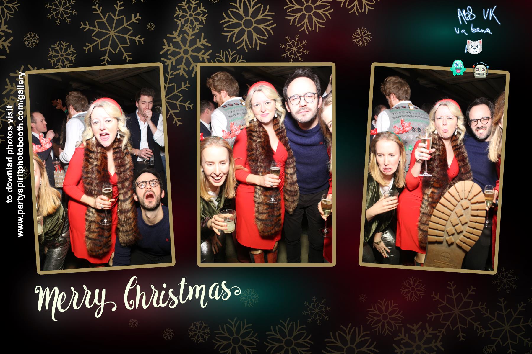Brixton Xmas | View more photos from the event at gallery.partyspiritphotobooth.com/u/PartySpiritPhotoBooth/Brixton-Xmas