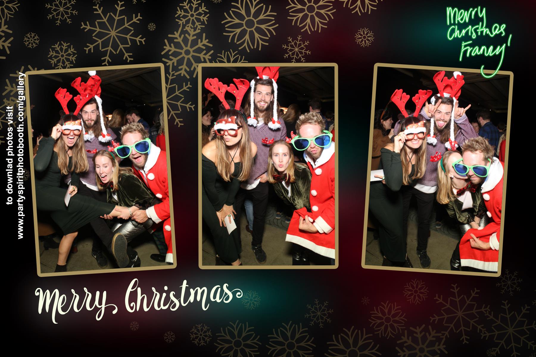 Brixton Xmas | View more photos from the event at gallery.partyspiritphotobooth.com/u/PartySpiritPhotoBooth/Brixton-Xmas