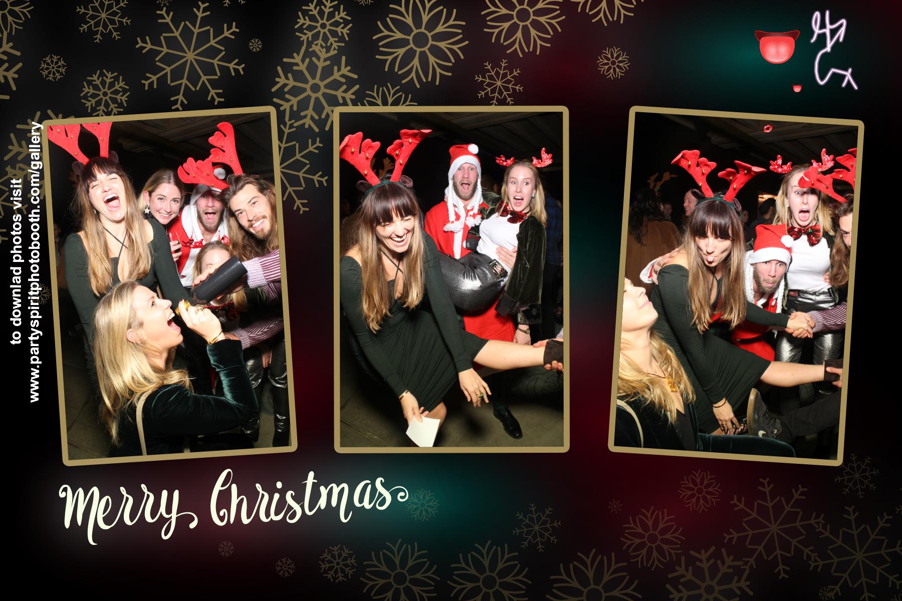 Brixton Xmas | View more photos from the event at gallery.partyspiritphotobooth.com/u/PartySpiritPhotoBooth/Brixton-Xmas