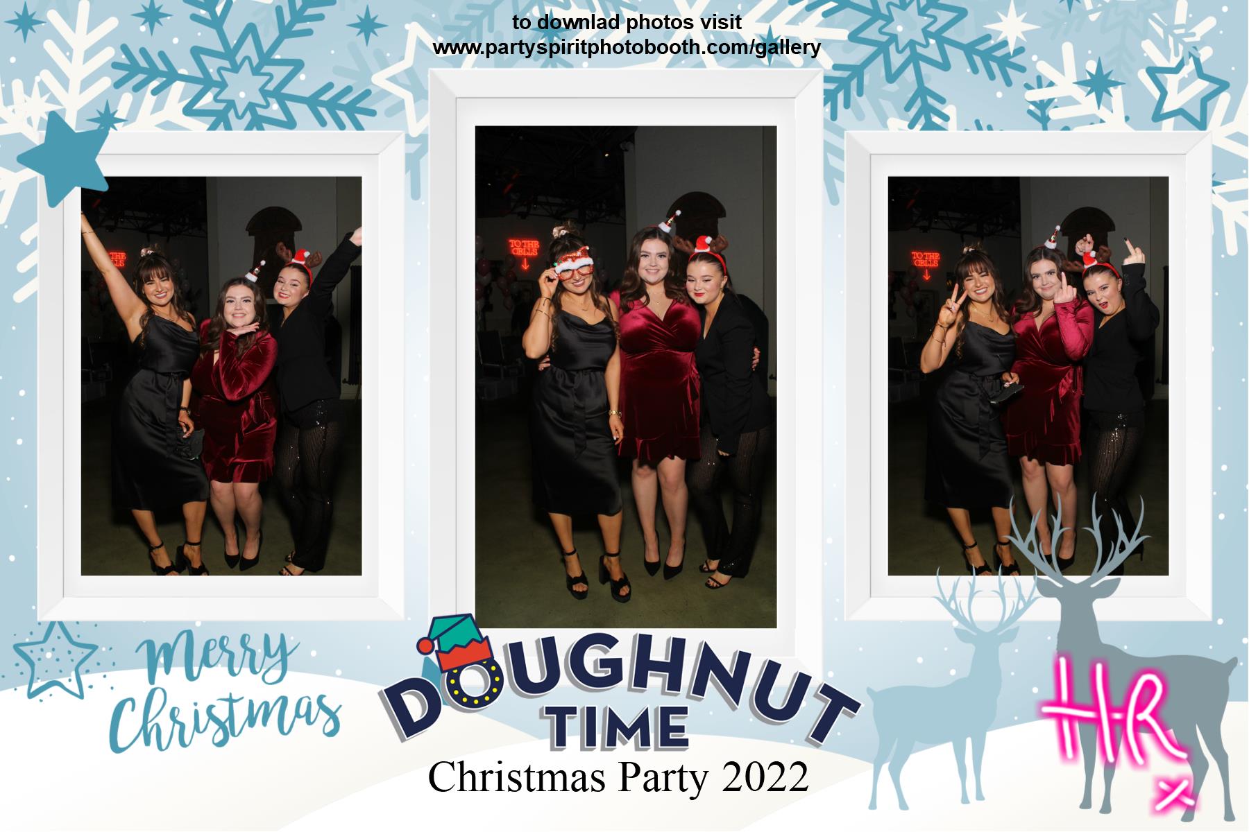 Doughnut Xmas Party | View more photos from the event at gallery.partyspiritphotobooth.com/u/PartySpiritPhotoBooth/Doughnut-Xmas-Party