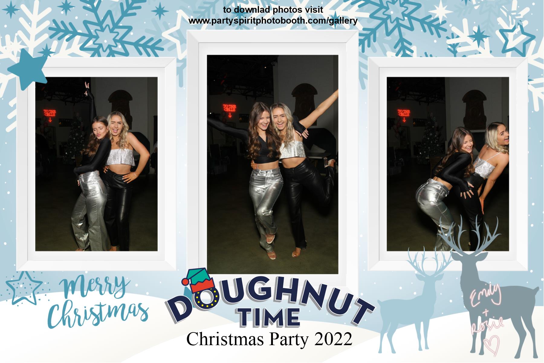Doughnut Xmas Party | View more photos from the event at gallery.partyspiritphotobooth.com/u/PartySpiritPhotoBooth/Doughnut-Xmas-Party