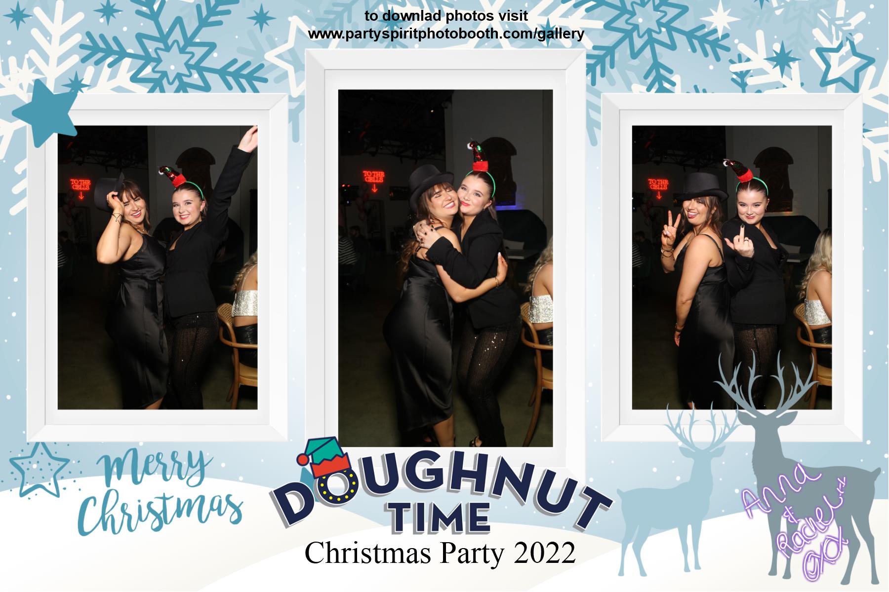 Doughnut Xmas Party | View more photos from the event at gallery.partyspiritphotobooth.com/u/PartySpiritPhotoBooth/Doughnut-Xmas-Party