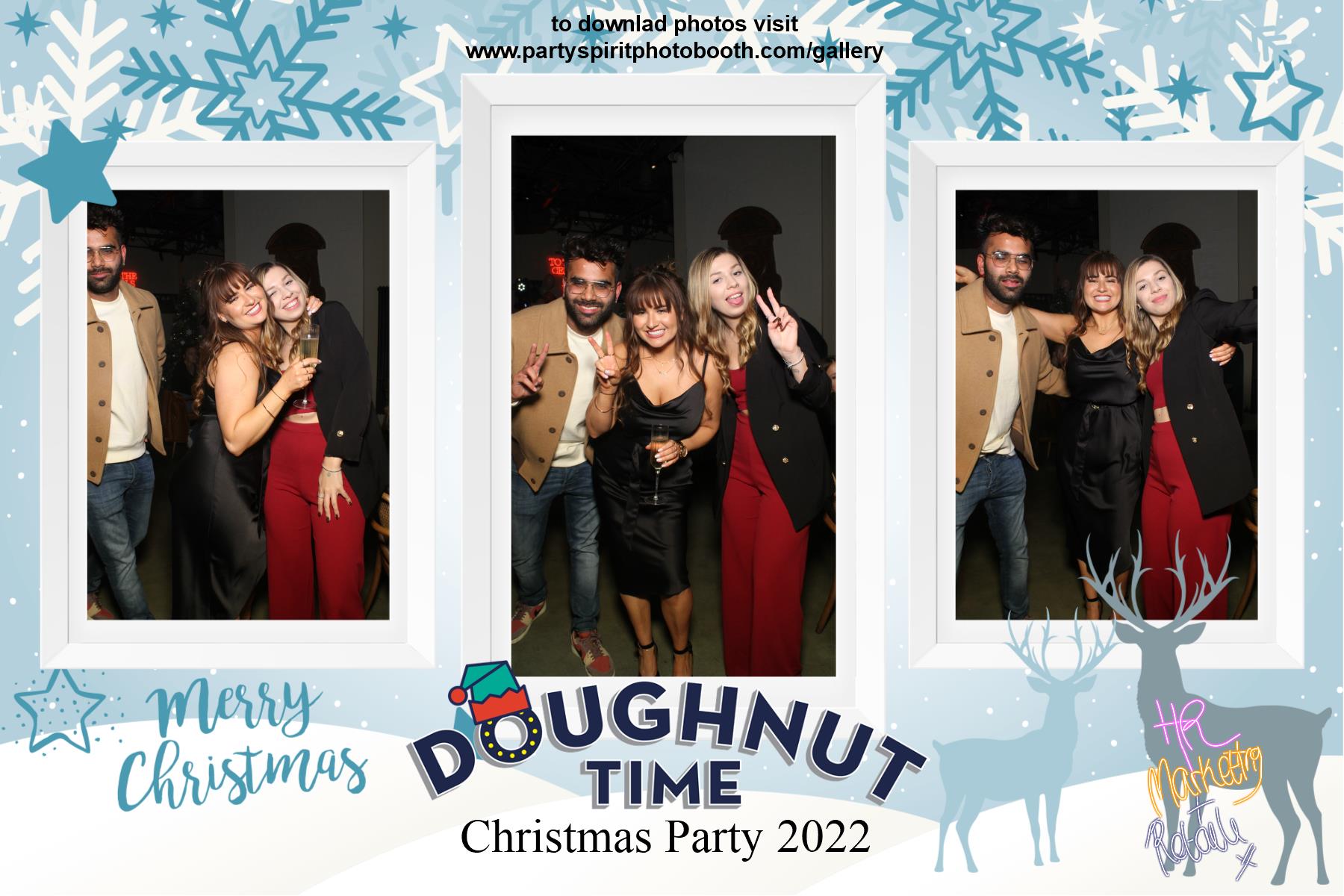 Doughnut Xmas Party | View more photos from the event at gallery.partyspiritphotobooth.com/u/PartySpiritPhotoBooth/Doughnut-Xmas-Party