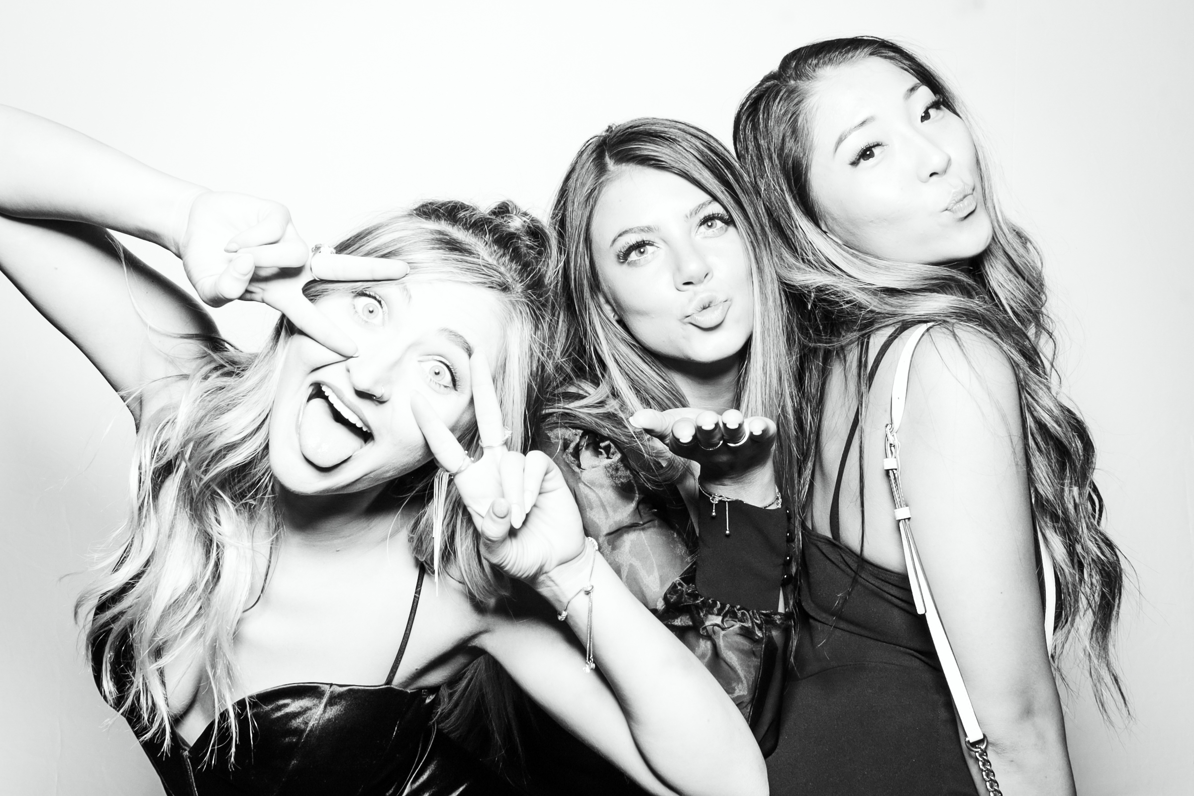 Sierra and Ryan's Wedding | View more photos from the event at v1.boothgallery.com/u/PhabPhotobooth/Sierra-and-Ryans-Wedding