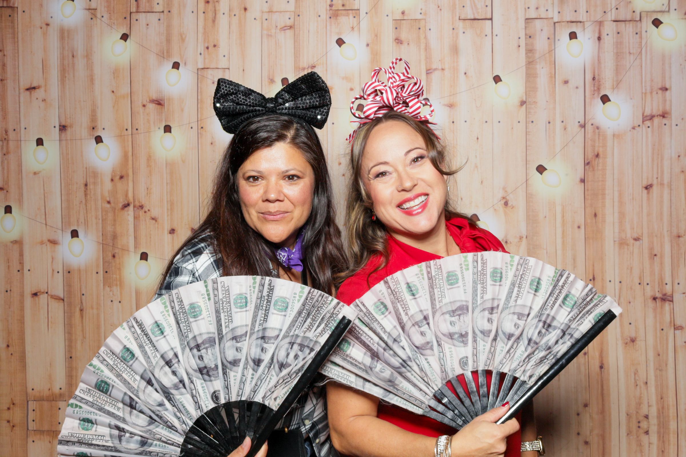 Signal Hill Chamber of Commerce's Holiday Party | View more photos from the event at v1.boothgallery.com/u/PhabPhotobooth/Signal-Hill-Chamber-of-Commerces-Holiday-Party