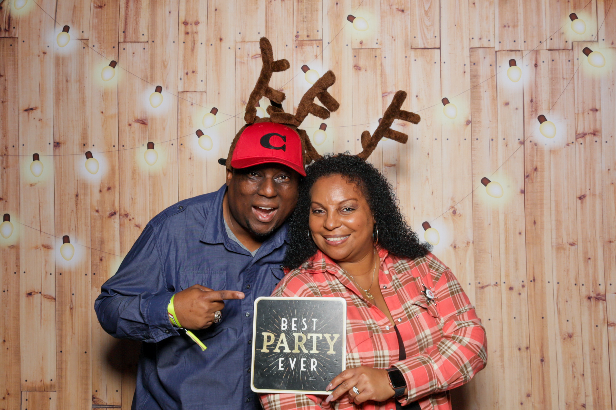 Signal Hill Chamber of Commerce's Holiday Party | View more photos from the event at v1.boothgallery.com/u/PhabPhotobooth/Signal-Hill-Chamber-of-Commerces-Holiday-Party