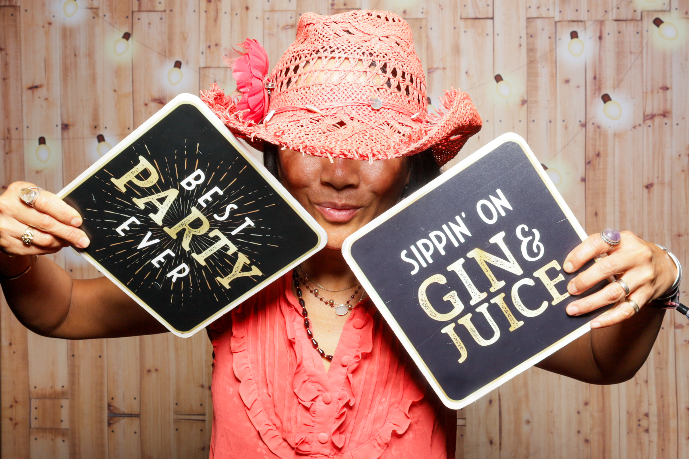 Signal Hill Chamber of Commerce's Holiday Party | View more photos from the event at v1.boothgallery.com/u/PhabPhotobooth/Signal-Hill-Chamber-of-Commerces-Holiday-Party