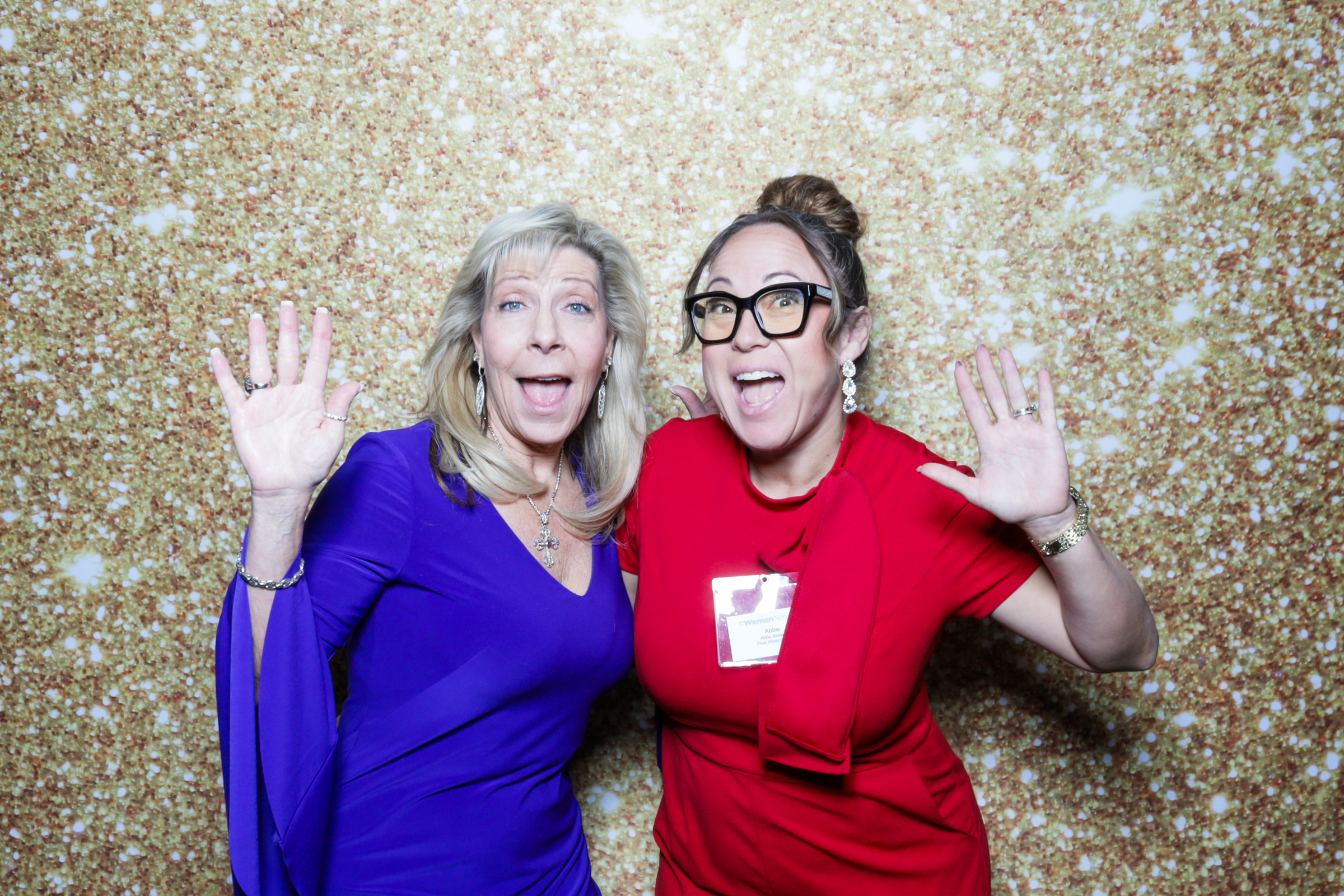 eWomen Holiday Extravaganza | View more photos from the event at v1.boothgallery.com/u/PhabPhotobooth/eWomen-Holiday-Extravaganza-2