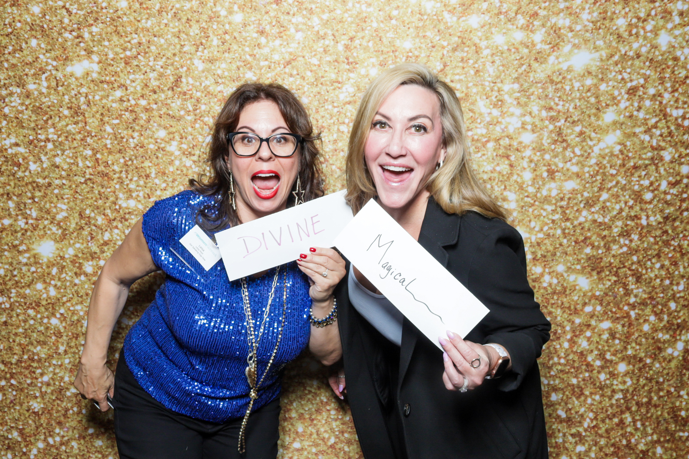 eWomen Holiday Extravaganza | View more photos from the event at v1.boothgallery.com/u/PhabPhotobooth/eWomen-Holiday-Extravaganza-2