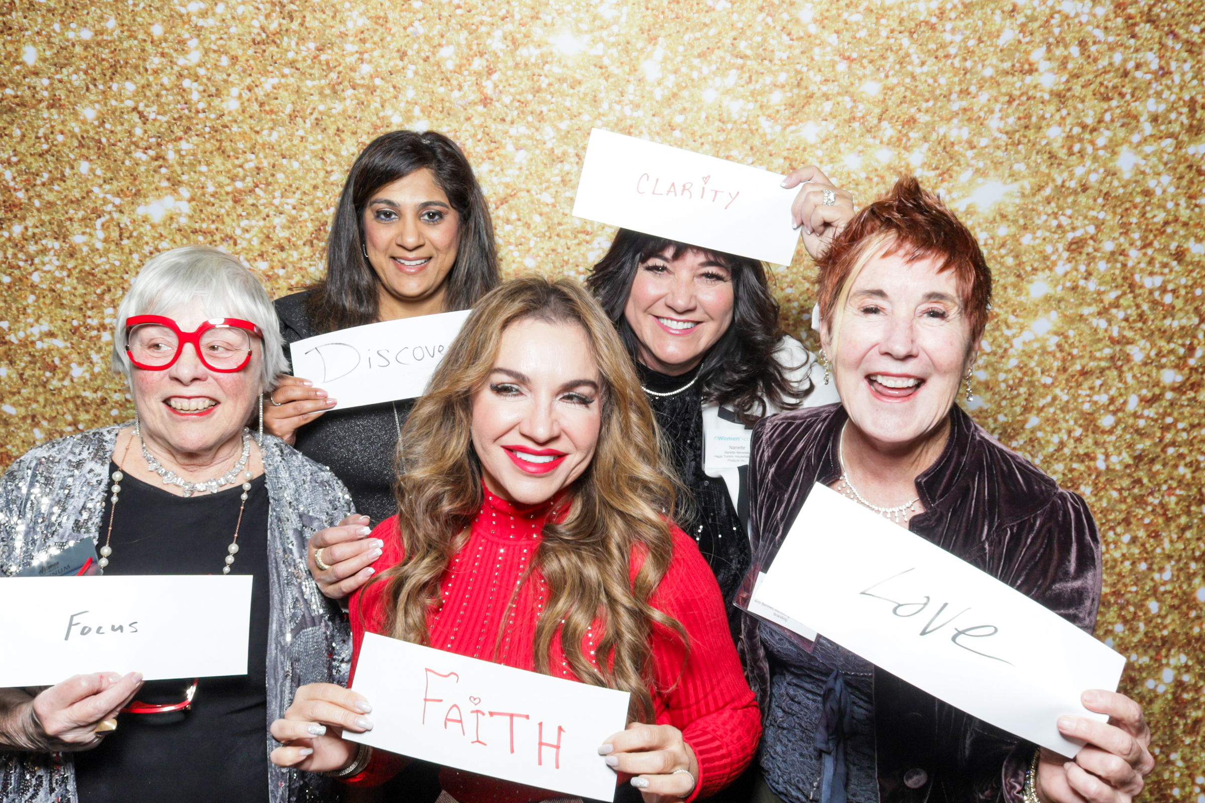 eWomen Holiday Extravaganza | View more photos from the event at v1.boothgallery.com/u/PhabPhotobooth/eWomen-Holiday-Extravaganza-2