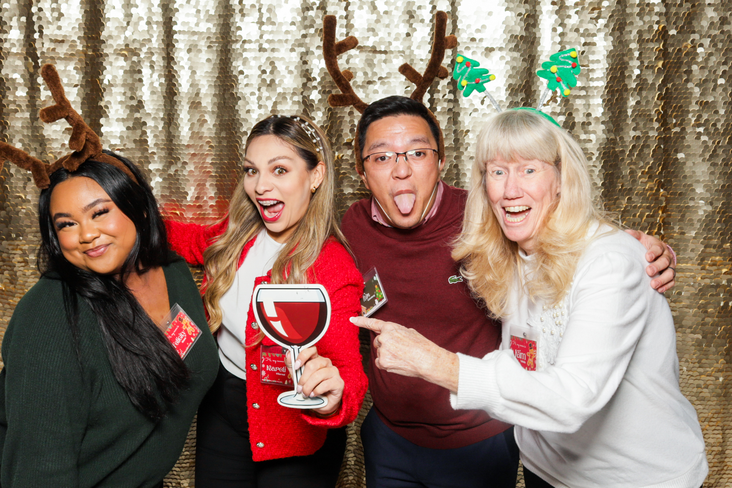 McGuff Holiday Party | View more photos from the event at v1.boothgallery.com/u/PhabPhotobooth/McGuff-Holiday-Party