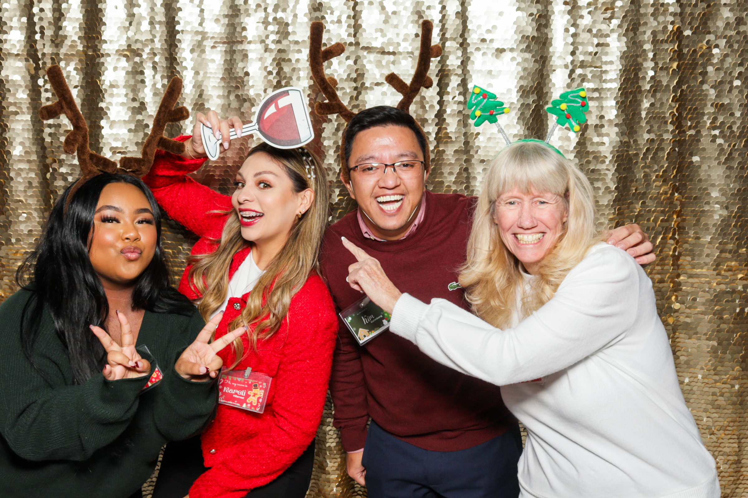 McGuff Holiday Party | View more photos from the event at v1.boothgallery.com/u/PhabPhotobooth/McGuff-Holiday-Party