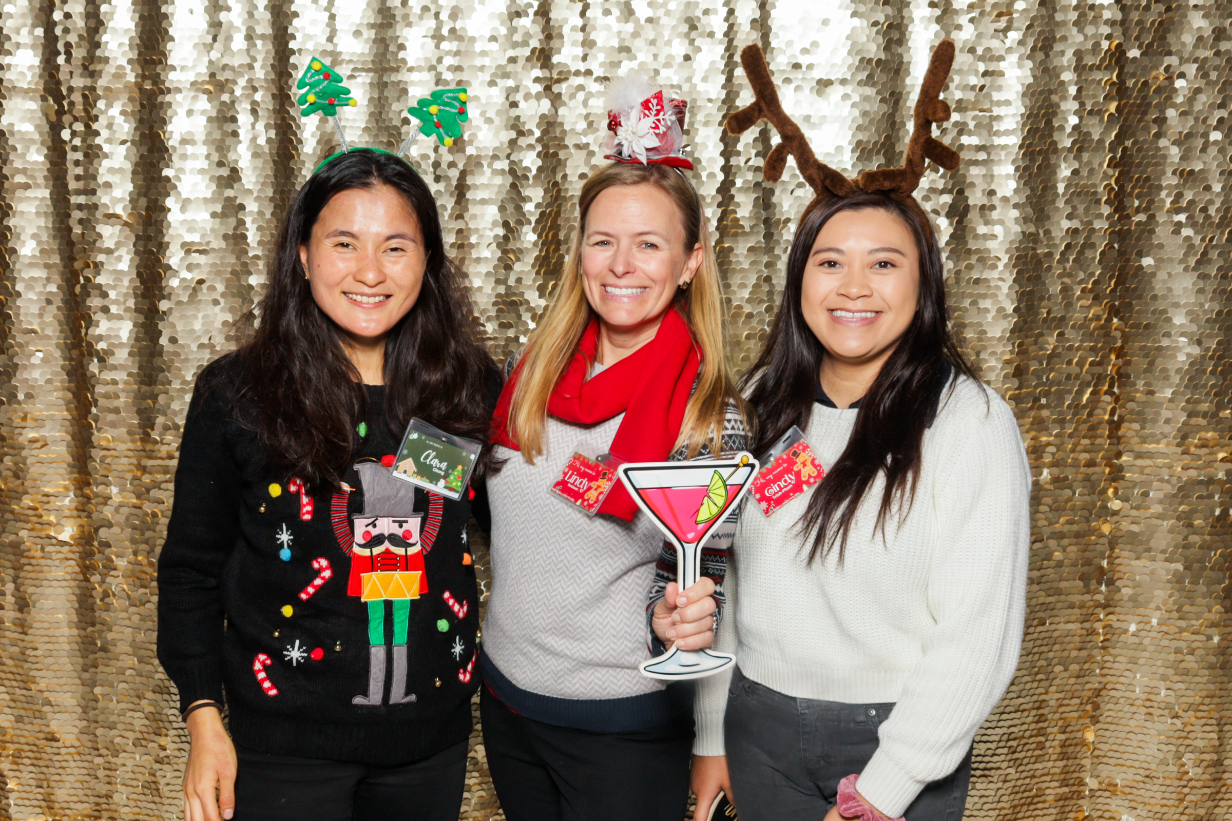 McGuff Holiday Party | View more photos from the event at v1.boothgallery.com/u/PhabPhotobooth/McGuff-Holiday-Party