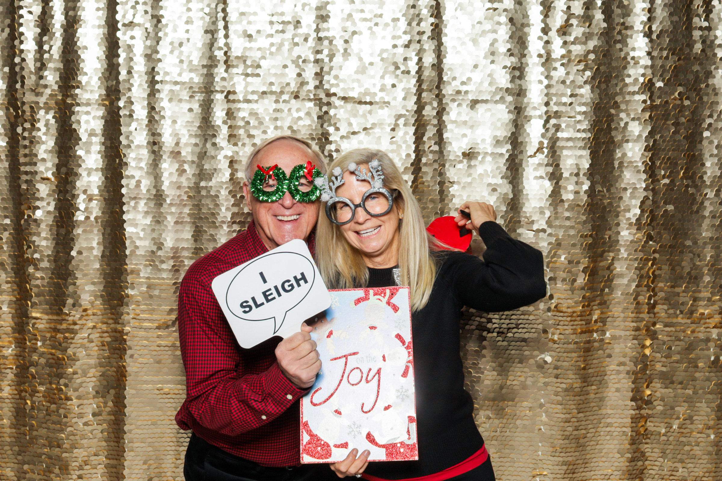 McGuff Holiday Party | View more photos from the event at v1.boothgallery.com/u/PhabPhotobooth/McGuff-Holiday-Party
