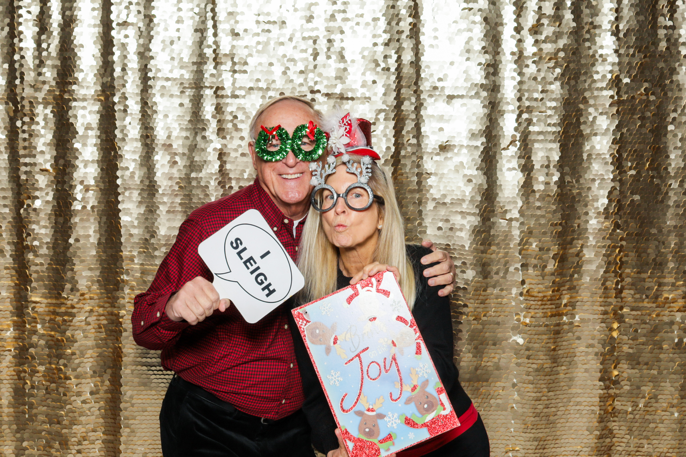 McGuff Holiday Party | View more photos from the event at v1.boothgallery.com/u/PhabPhotobooth/McGuff-Holiday-Party