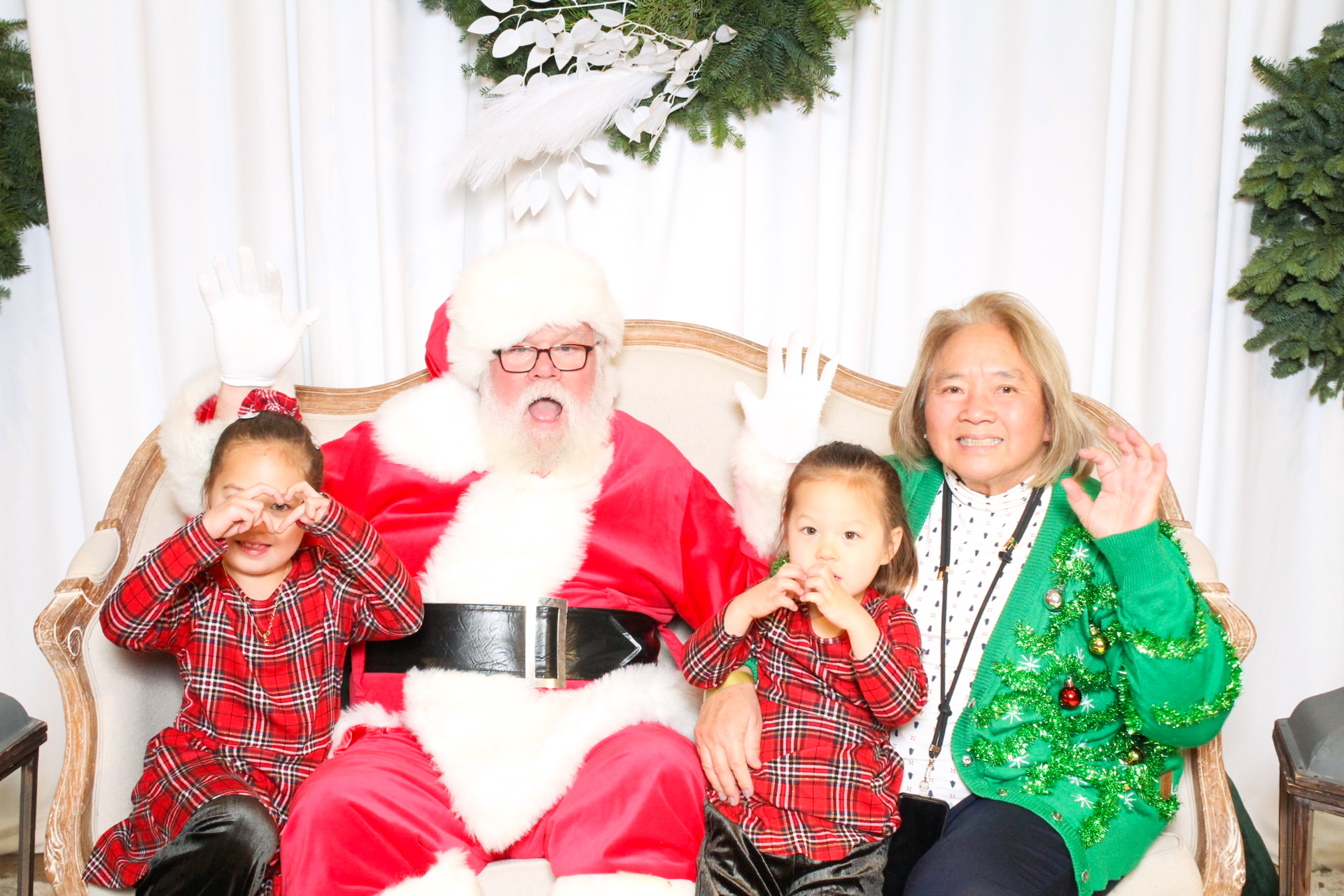 Hope & Grand Events - Dinner with Santa | View more photos from the event at v1.boothgallery.com/u/PhabPhotobooth/Hope-Grand-Events-Dinner-with-Santa