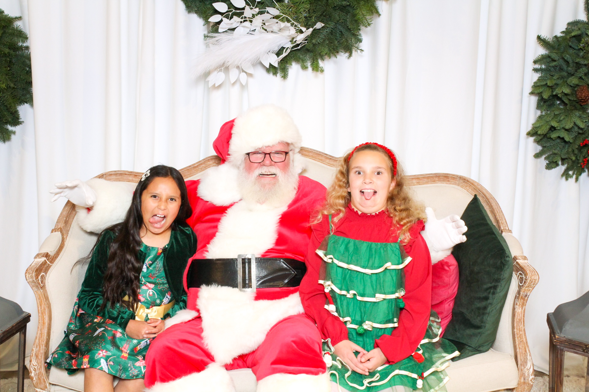 Hope & Grand Events - Dinner with Santa | View more photos from the event at v1.boothgallery.com/u/PhabPhotobooth/Hope-Grand-Events-Dinner-with-Santa