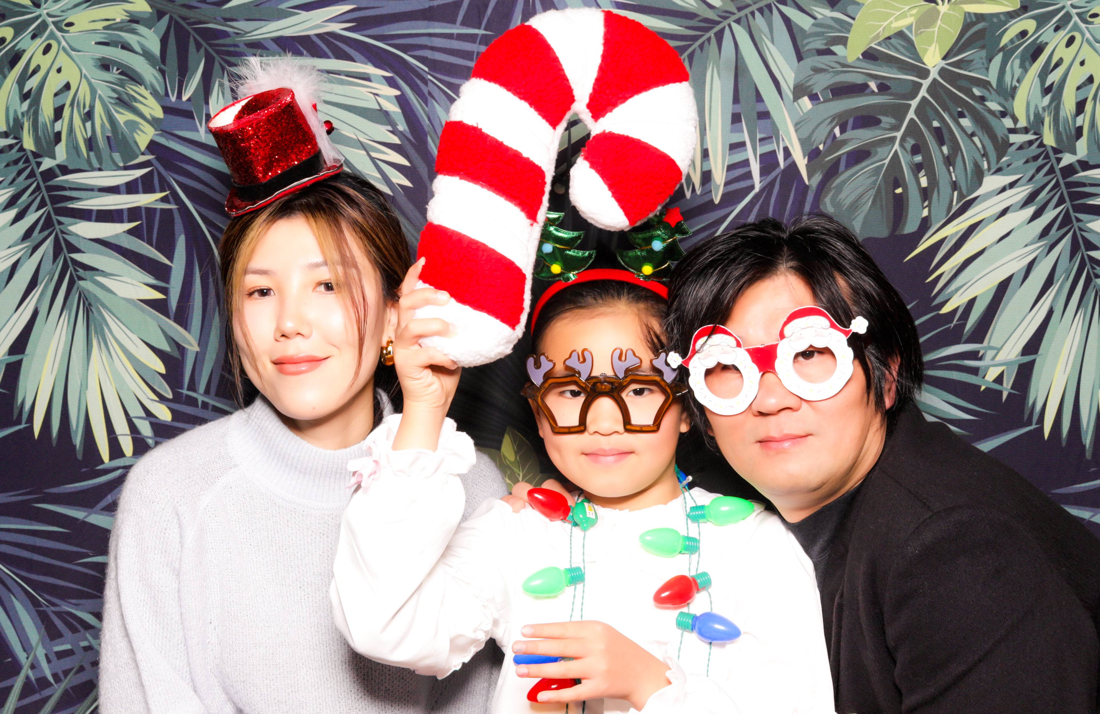 ID Tech Holiday Party | View more photos from the event at v1.boothgallery.com/u/PhabPhotobooth/ID-Tech-Holiday-Party