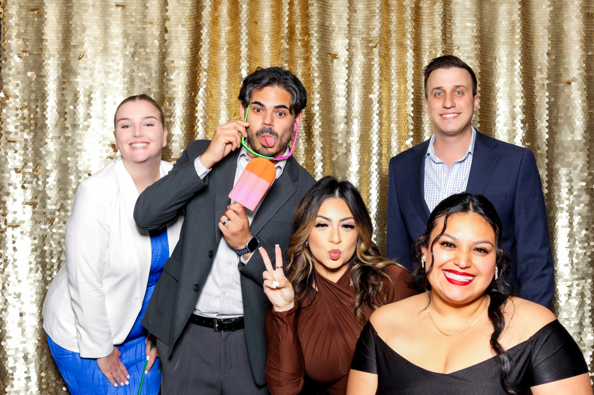 LB Chamber Gala | View more photos from the event at v1.boothgallery.com/u/PhabPhotobooth/LB-Chamber-Gala