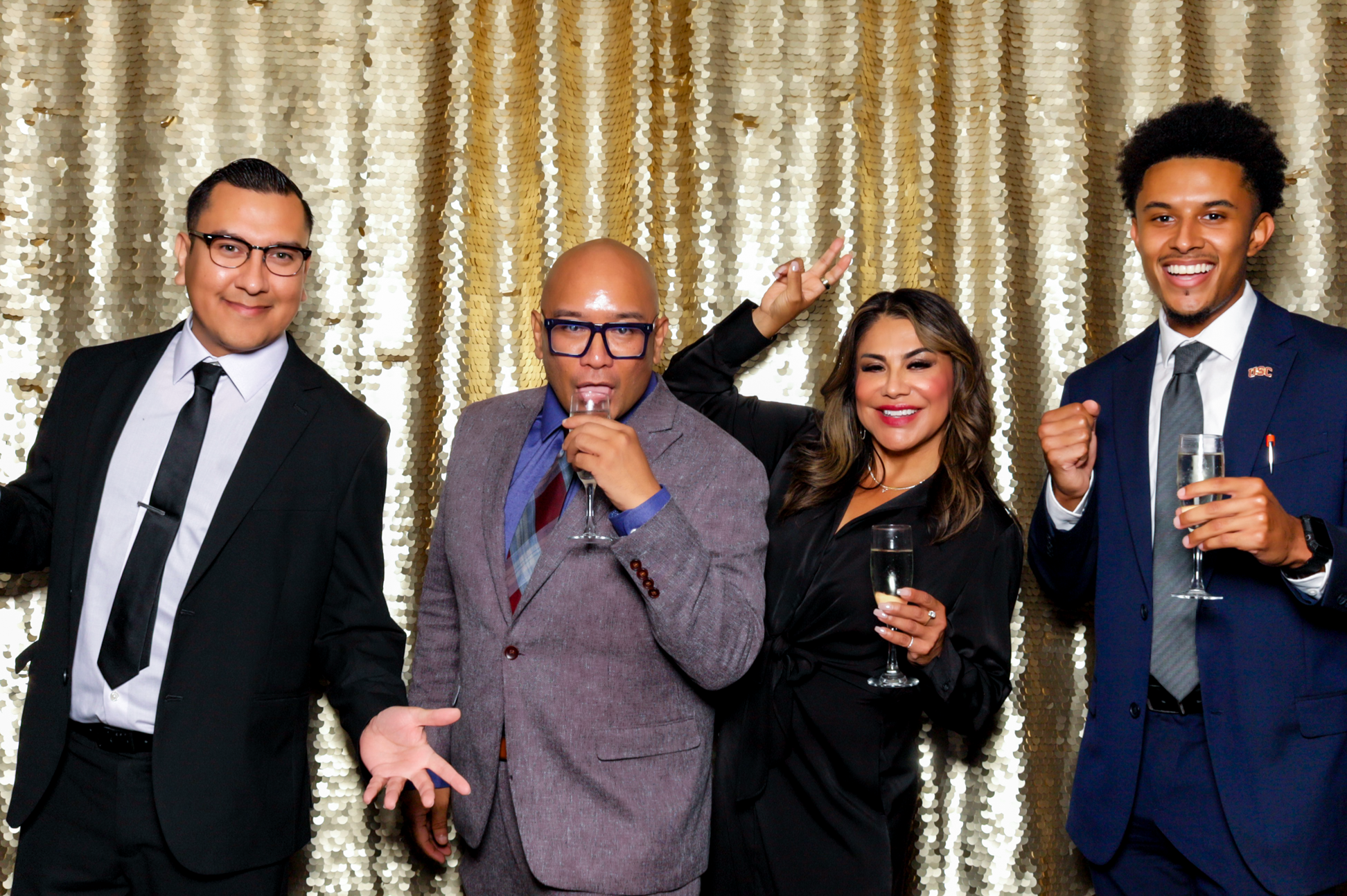 LB Chamber Gala | View more photos from the event at v1.boothgallery.com/u/PhabPhotobooth/LB-Chamber-Gala