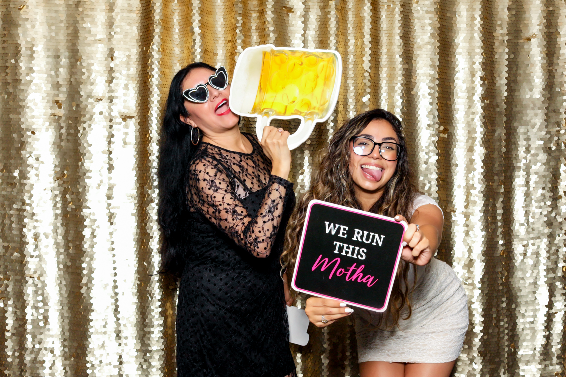 LB Chamber Gala | View more photos from the event at v1.boothgallery.com/u/PhabPhotobooth/LB-Chamber-Gala