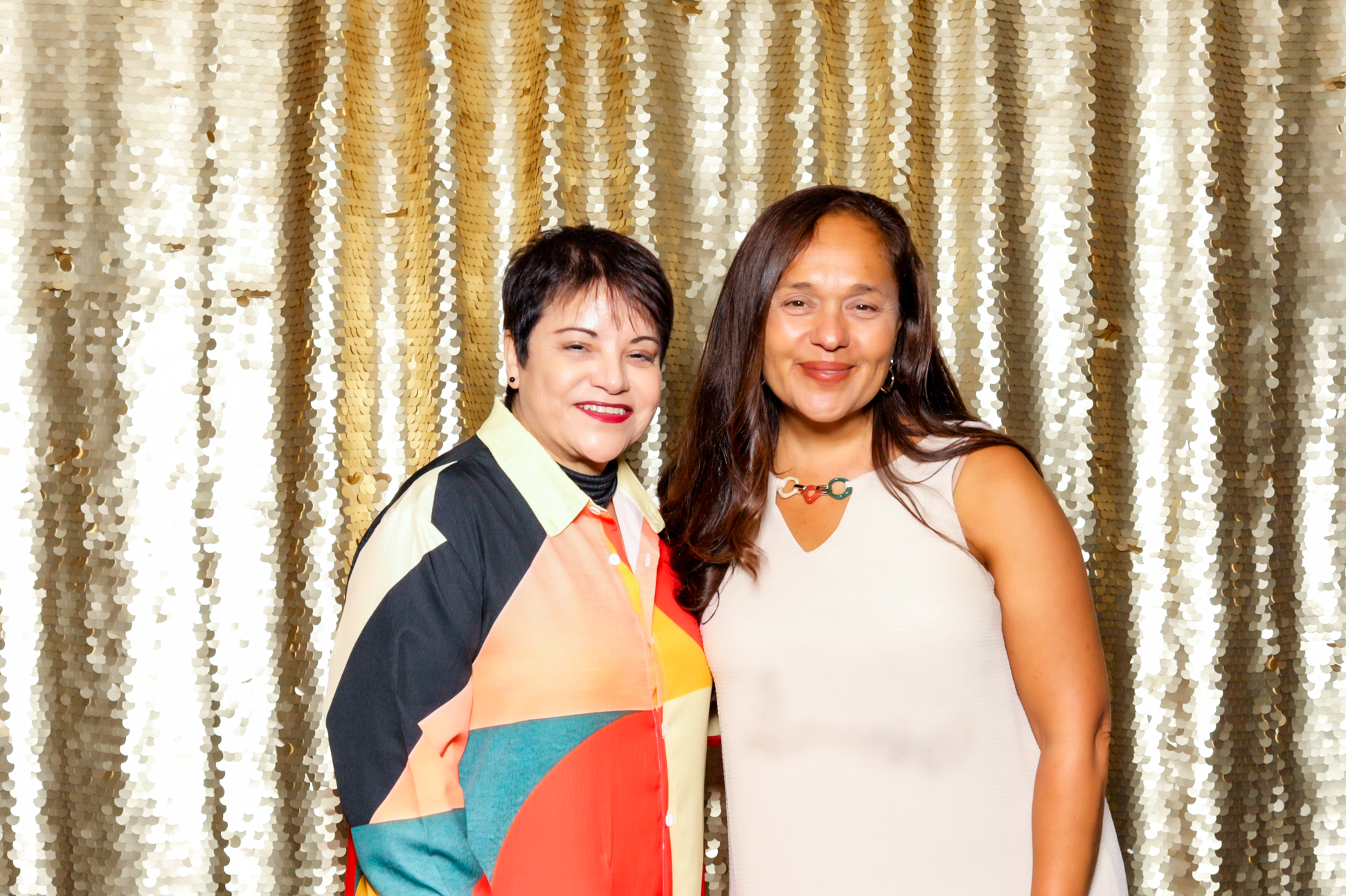 LB Chamber Gala | View more photos from the event at v1.boothgallery.com/u/PhabPhotobooth/LB-Chamber-Gala