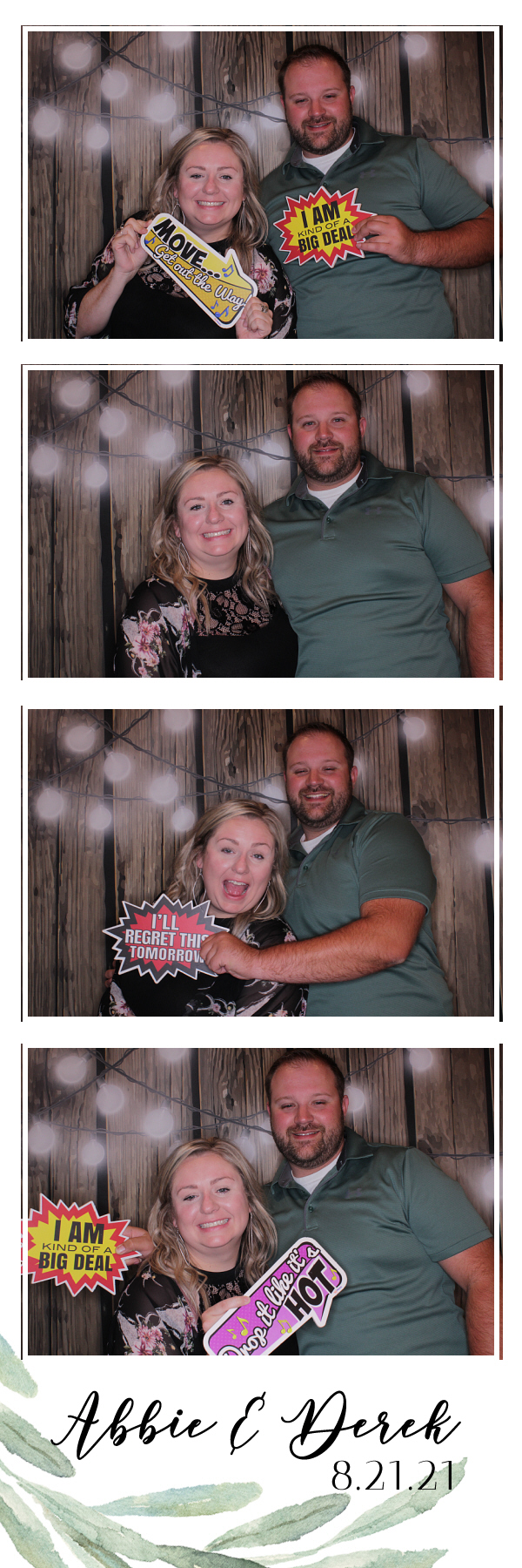 Abbie and Derek's Wedding | View more photos from the event at gallery.photoboothbillings.com/u/PhotoBoothBillings/Abbie-and-Dereks-Wedding