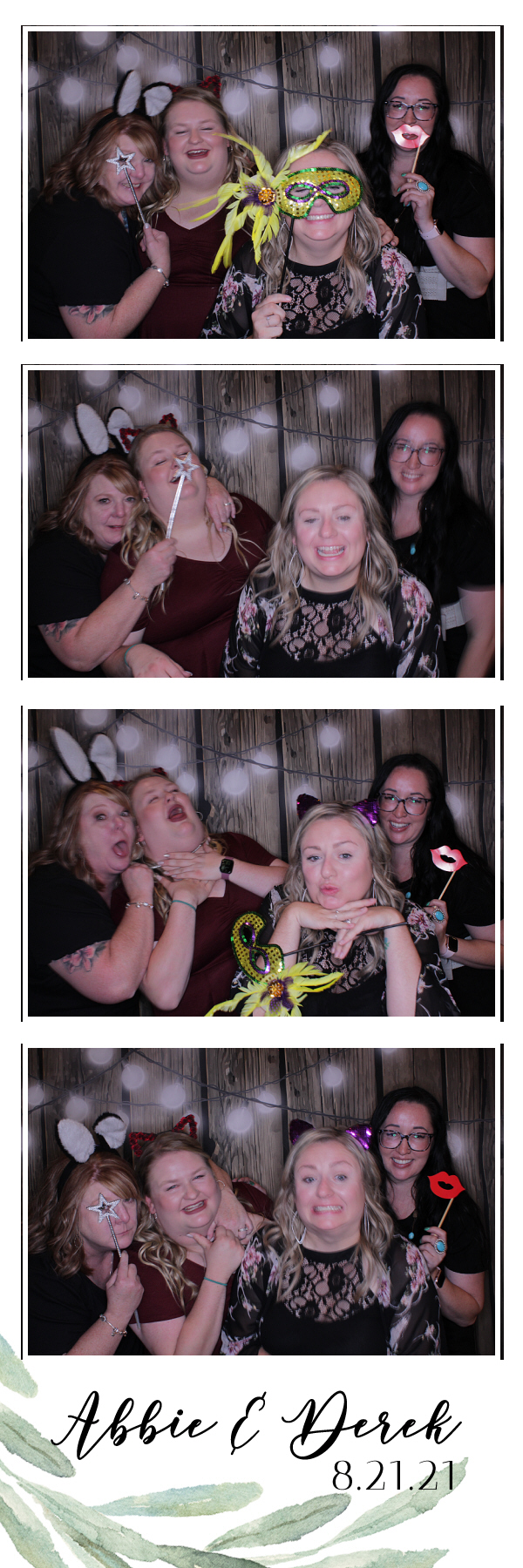 Abbie and Derek's Wedding | View more photos from the event at gallery.photoboothbillings.com/u/PhotoBoothBillings/Abbie-and-Dereks-Wedding