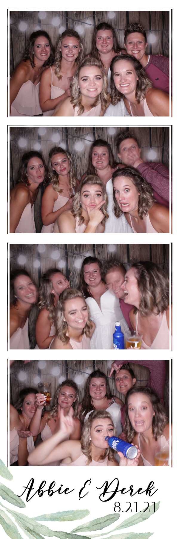 Abbie and Derek's Wedding | View more photos from the event at gallery.photoboothbillings.com/u/PhotoBoothBillings/Abbie-and-Dereks-Wedding