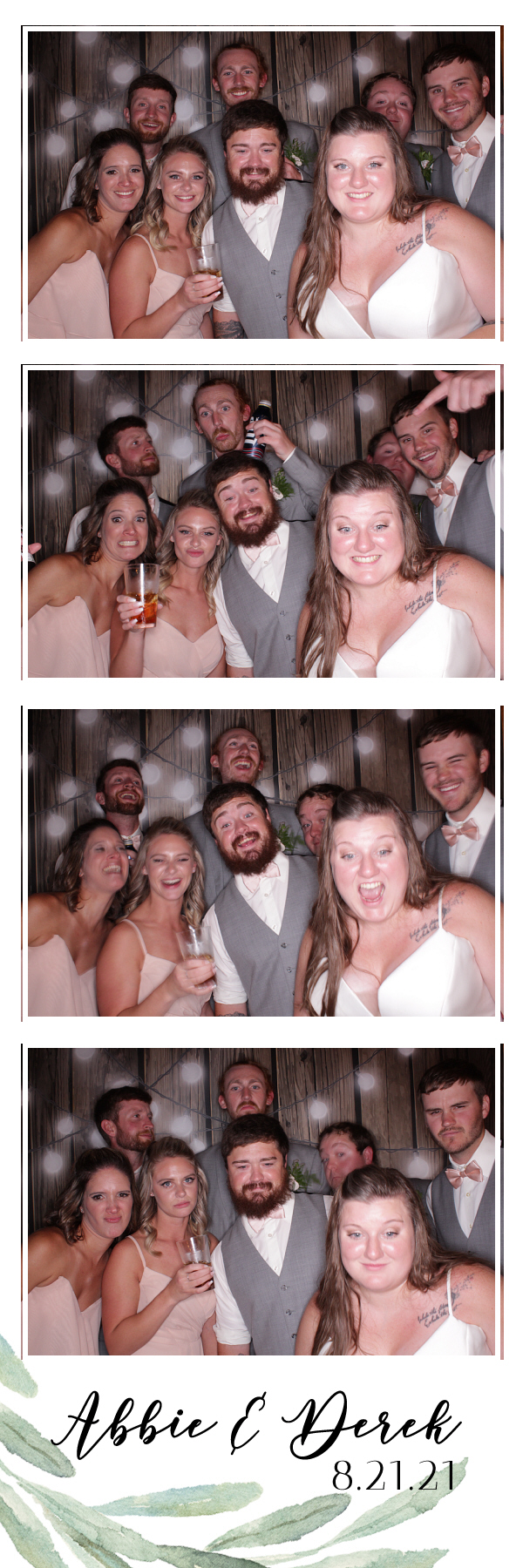Abbie and Derek's Wedding | View more photos from the event at gallery.photoboothbillings.com/u/PhotoBoothBillings/Abbie-and-Dereks-Wedding