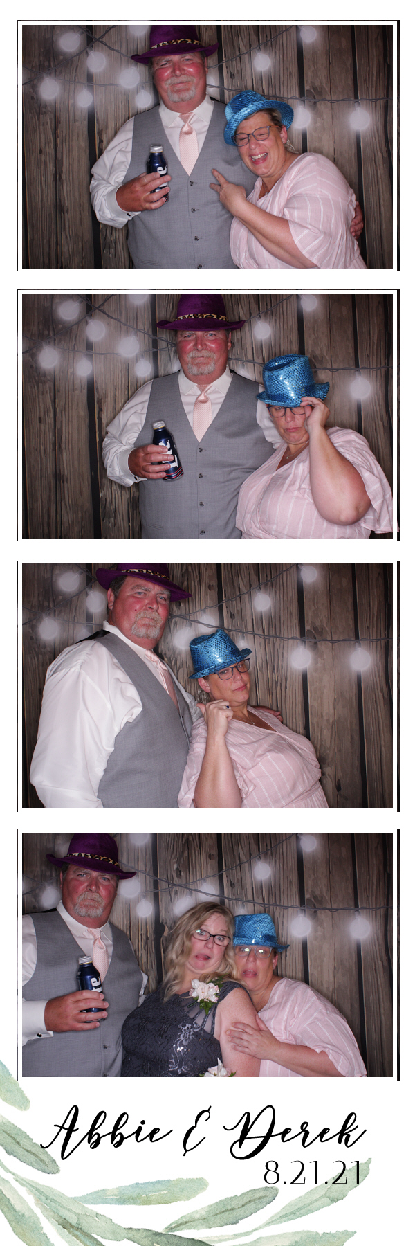 Abbie and Derek's Wedding | View more photos from the event at gallery.photoboothbillings.com/u/PhotoBoothBillings/Abbie-and-Dereks-Wedding