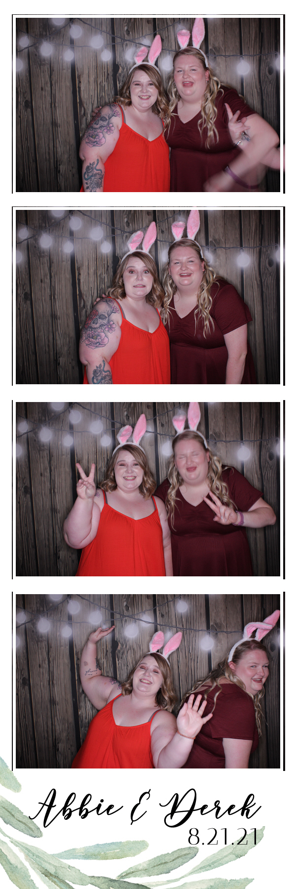 Abbie and Derek's Wedding | View more photos from the event at gallery.photoboothbillings.com/u/PhotoBoothBillings/Abbie-and-Dereks-Wedding