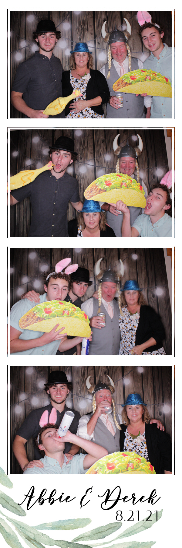 Abbie and Derek's Wedding | View more photos from the event at gallery.photoboothbillings.com/u/PhotoBoothBillings/Abbie-and-Dereks-Wedding