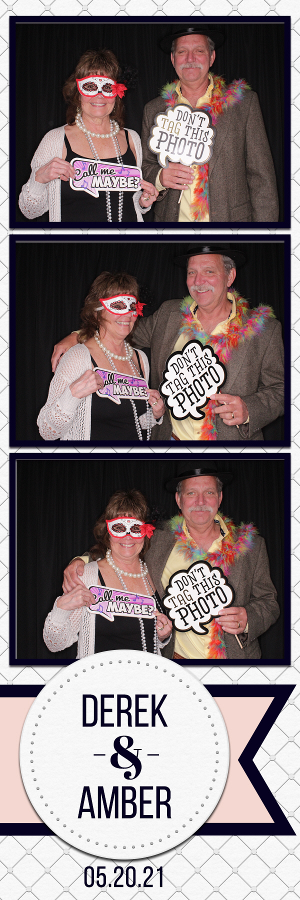 Amber and Derek's Wedding | View more photos from the event at gallery.photoboothbillings.com/u/PhotoBoothBillings/Amber-and-Dereks-Wedding