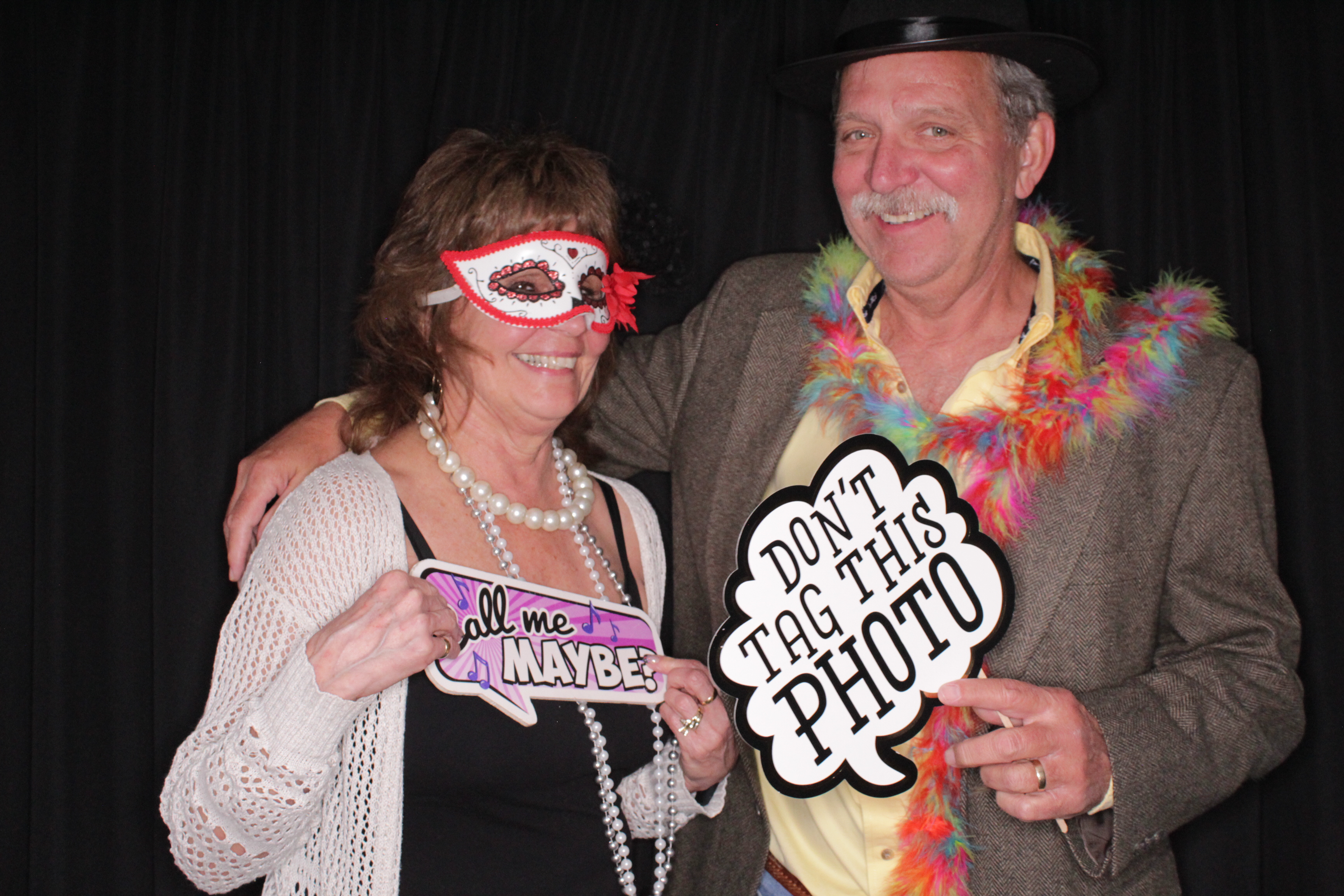 Amber and Derek's Wedding | View more photos from the event at gallery.photoboothbillings.com/u/PhotoBoothBillings/Amber-and-Dereks-Wedding