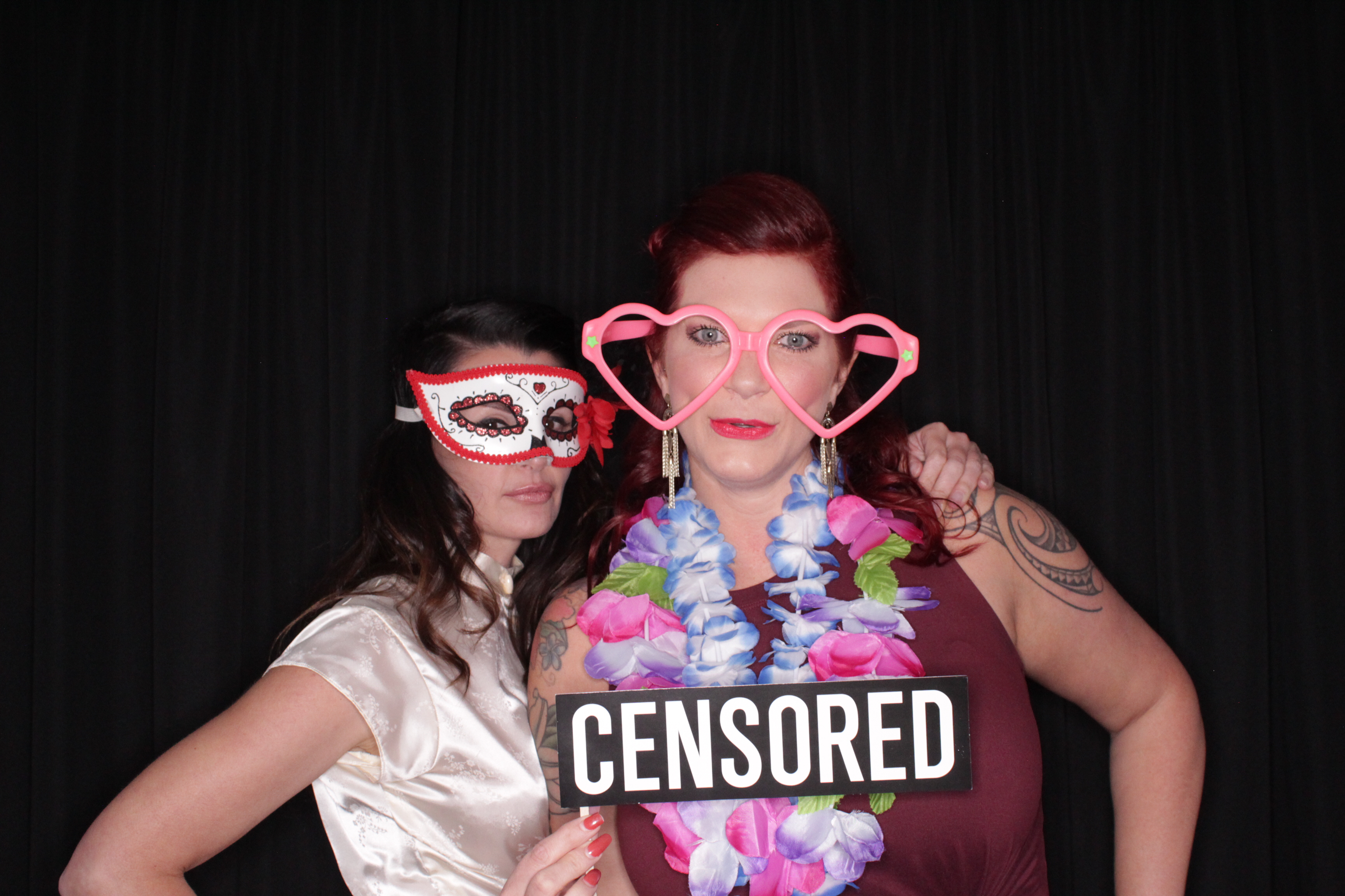 Amber and Derek's Wedding | View more photos from the event at gallery.photoboothbillings.com/u/PhotoBoothBillings/Amber-and-Dereks-Wedding