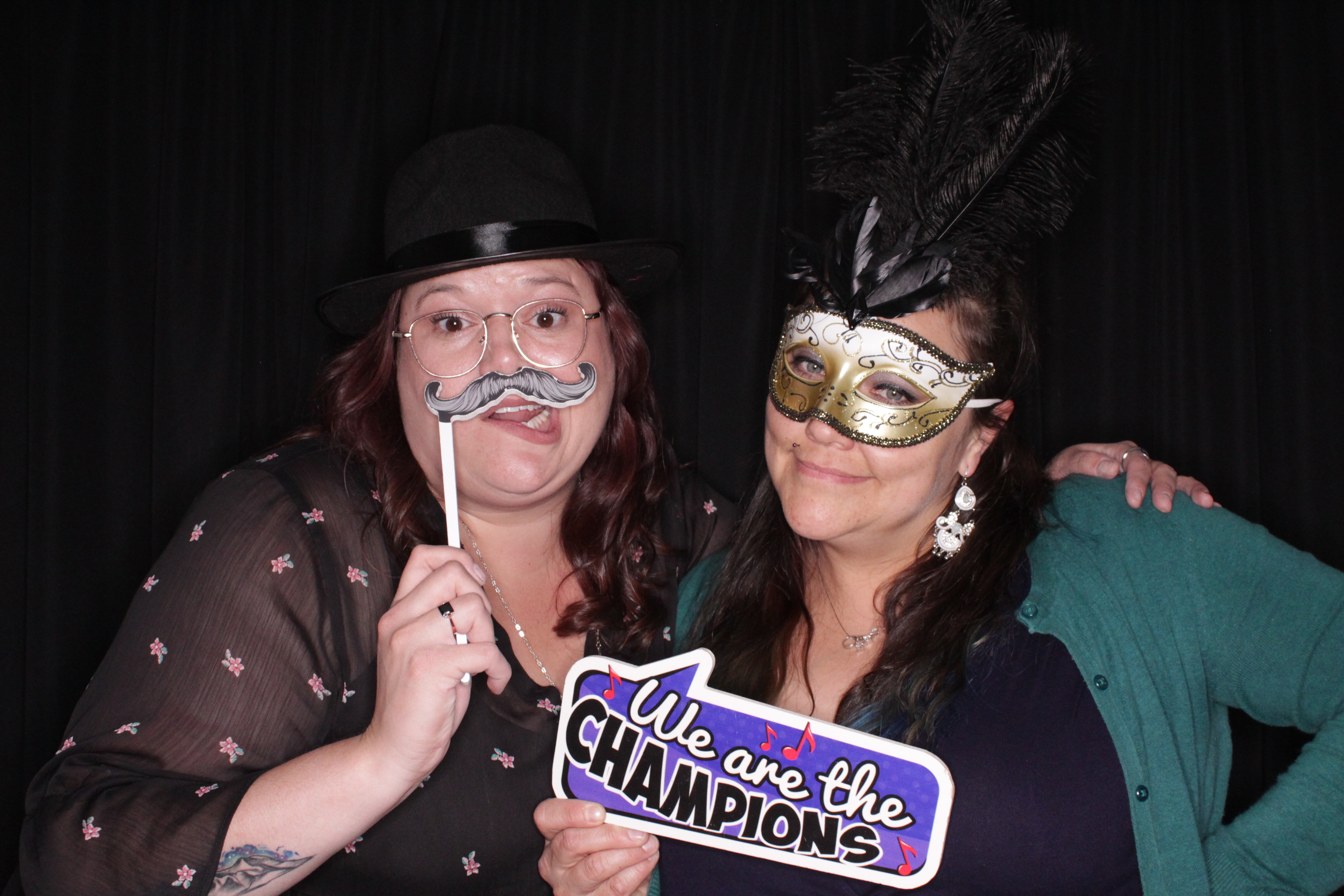 Amber and Derek's Wedding | View more photos from the event at gallery.photoboothbillings.com/u/PhotoBoothBillings/Amber-and-Dereks-Wedding