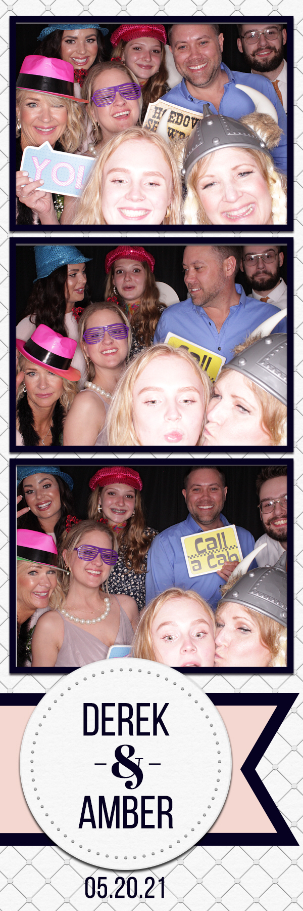 Amber and Derek's Wedding | View more photos from the event at gallery.photoboothbillings.com/u/PhotoBoothBillings/Amber-and-Dereks-Wedding