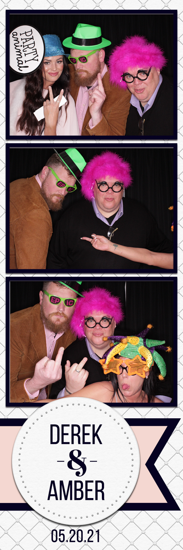 Amber and Derek's Wedding | View more photos from the event at gallery.photoboothbillings.com/u/PhotoBoothBillings/Amber-and-Dereks-Wedding