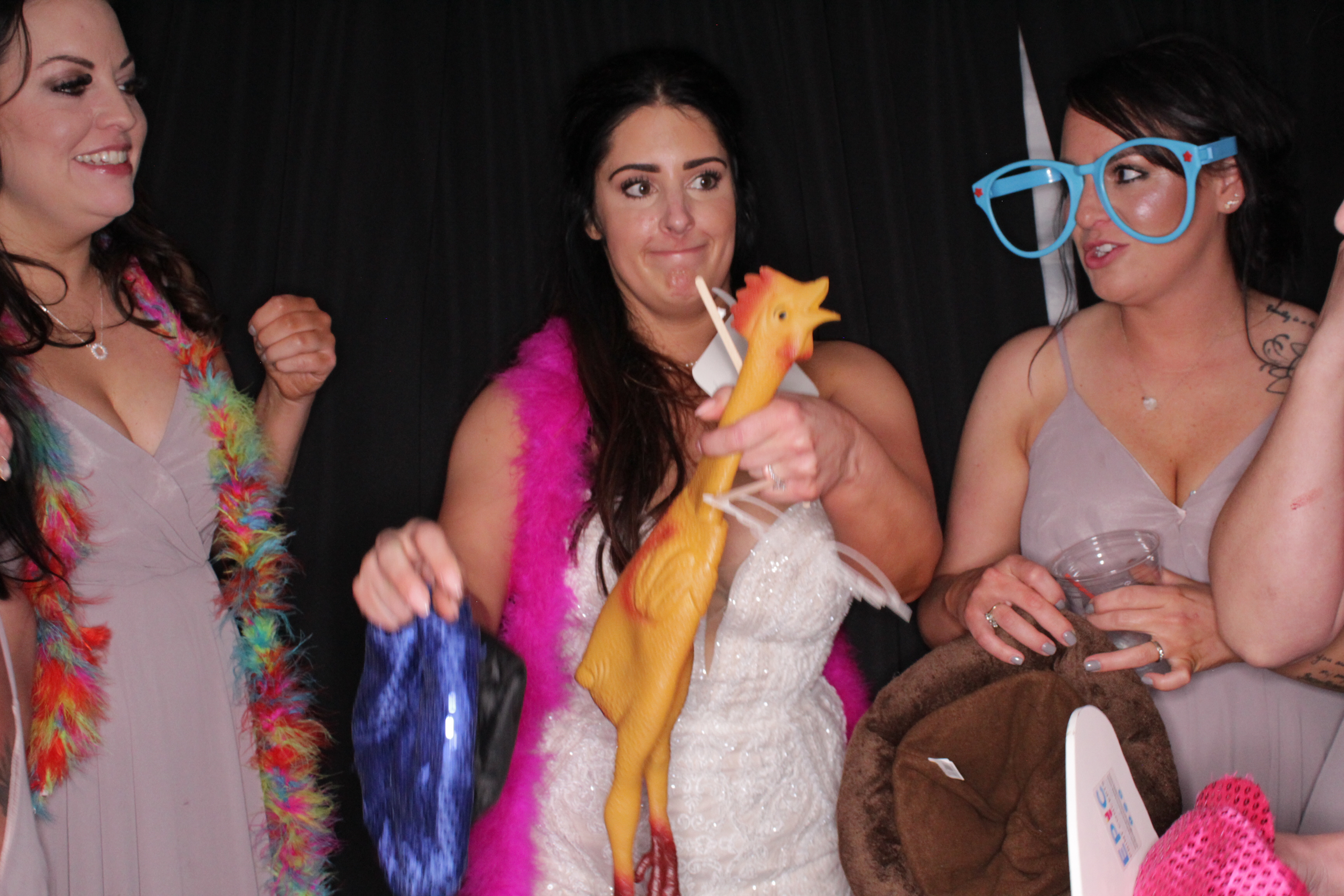 Amber and Derek's Wedding | View more photos from the event at gallery.photoboothbillings.com/u/PhotoBoothBillings/Amber-and-Dereks-Wedding