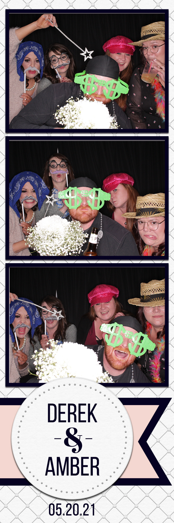 Amber and Derek's Wedding | View more photos from the event at gallery.photoboothbillings.com/u/PhotoBoothBillings/Amber-and-Dereks-Wedding