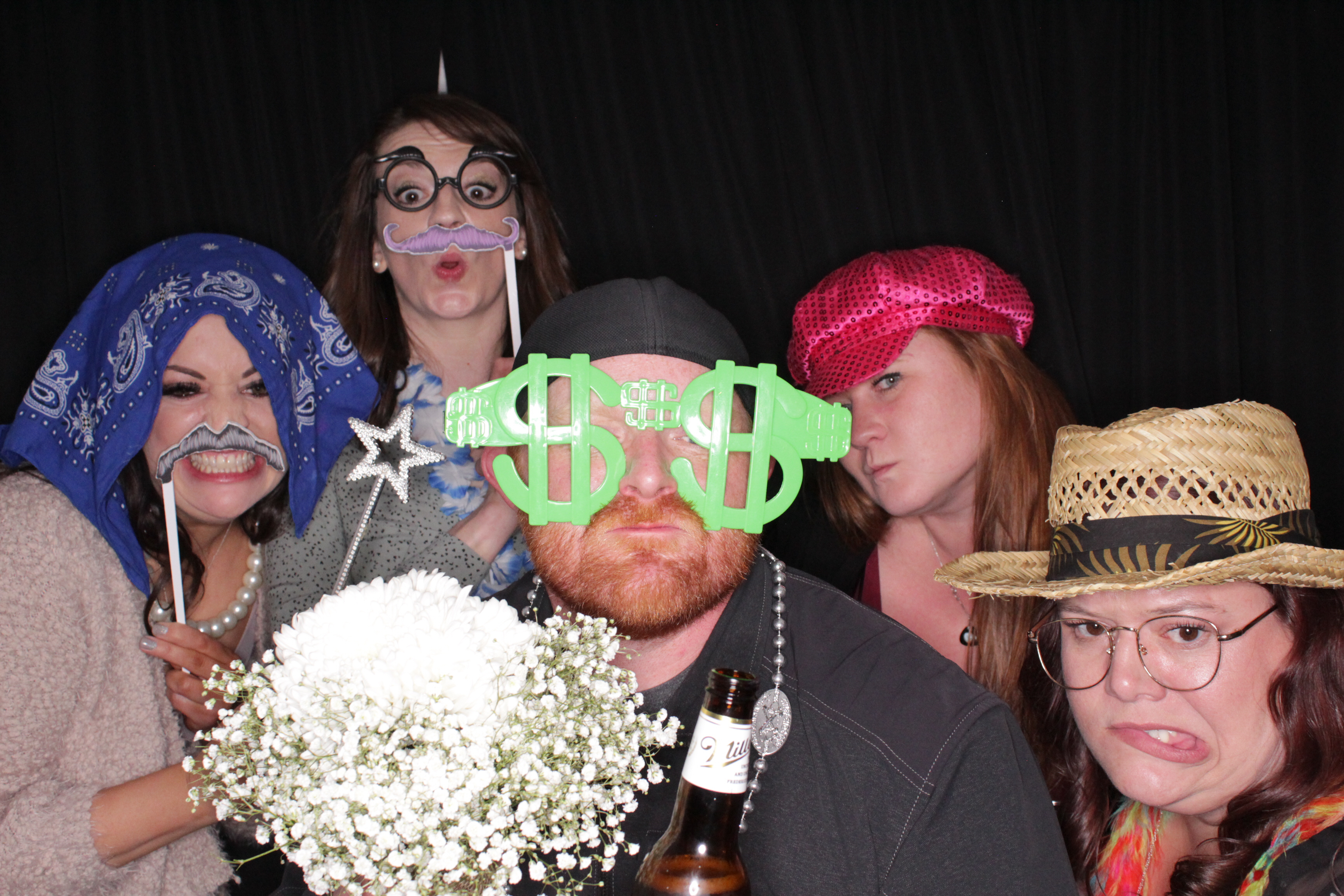 Amber and Derek's Wedding | View more photos from the event at gallery.photoboothbillings.com/u/PhotoBoothBillings/Amber-and-Dereks-Wedding