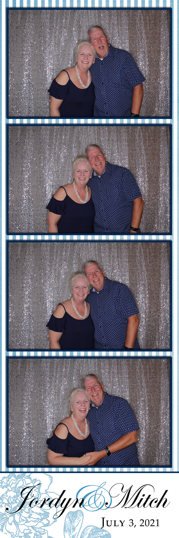 Jordyn and Mitch's Wedding | View more photos from the event at gallery.photoboothbillings.com/u/PhotoBoothBillings/Jordyn-and-Mitchs-Wedding